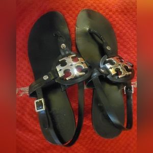 Tory Burch Holly 2 kitten heel black size 7